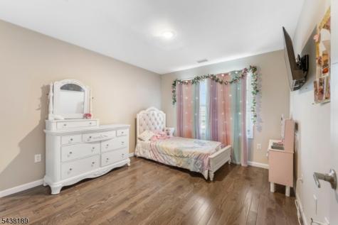 78 Valerie Drive Manville NJ 08835