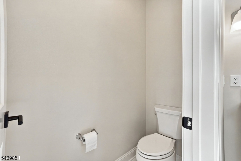 1 Aspen Drive Cedar Grove NJ 07009