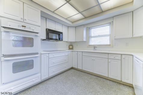 321 Sharon Way Monroe NJ 08831