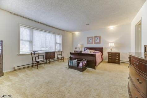 321 Sharon Way Monroe NJ 08831