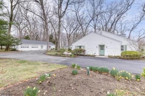 321 Sharon Way Monroe NJ 08831