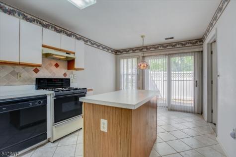 11 Letts Court Sayreville NJ 08872