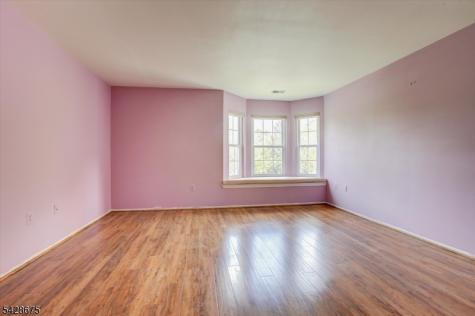 11 Letts Court Sayreville NJ 08872