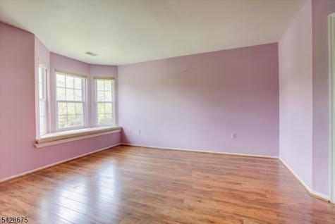 11 Letts Court Sayreville NJ 08872