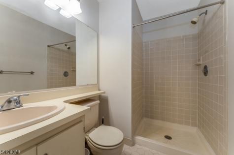 1501 Longley Ct Ondo Branchburg NJ 08876