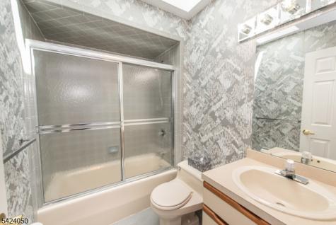 141 Wedgewood Dr18 Woodland Park NJ 07424