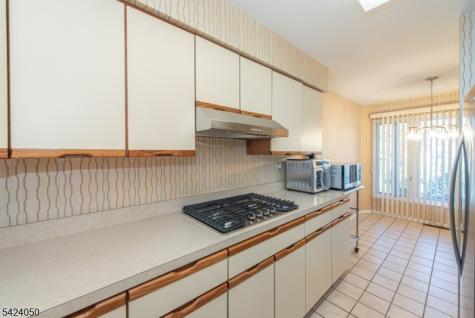 141 Wedgewood Dr18 Woodland Park NJ 07424
