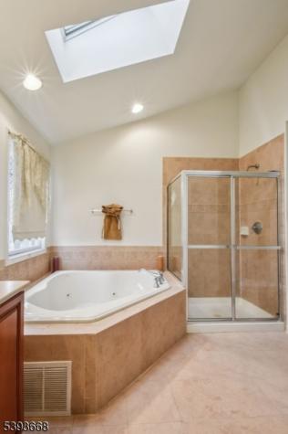 41 Catamaran Court Mount Arlington NJ 07856