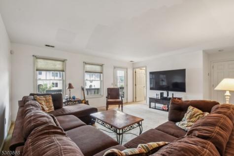 41 Catamaran Court Mount Arlington NJ 07856