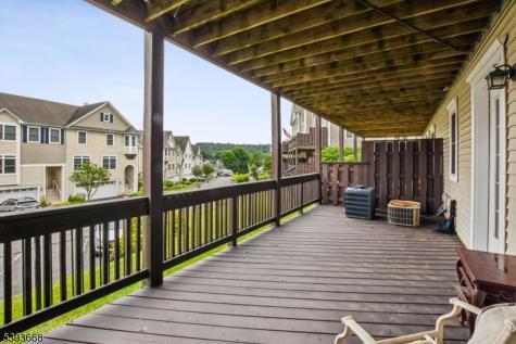 41 Catamaran Court Mount Arlington NJ 07856