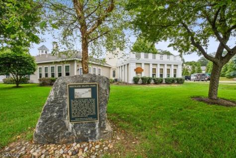 41 Catamaran Court Mount Arlington NJ 07856