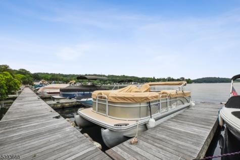 41 Catamaran Court Mount Arlington NJ 07856