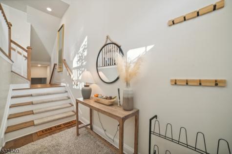 5 Marigold Court Warren NJ 07059