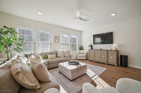 5 Marigold Court Warren NJ 07059