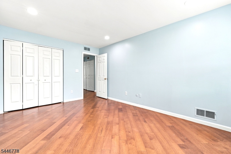 350 Greenfield Road Bridgewater NJ 08807