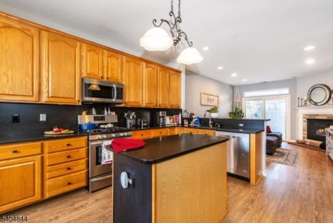 7 Hornbeam Way Hardyston NJ 07419