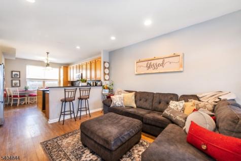 7 Hornbeam Way Hardyston NJ 07419