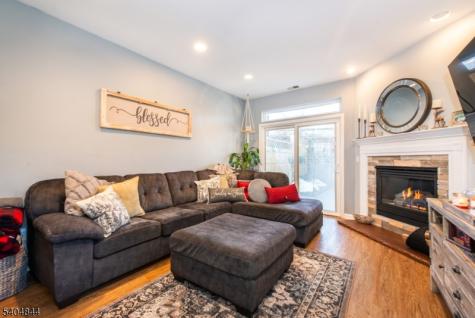 7 Hornbeam Way Hardyston NJ 07419