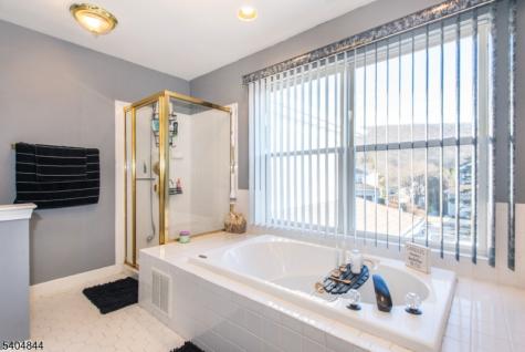 7 Hornbeam Way Hardyston NJ 07419