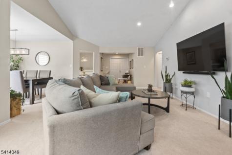 20 Dorchester Drive Monroe NJ 08831