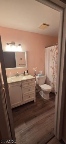2 Crockett Lane Manchester NJ 08759