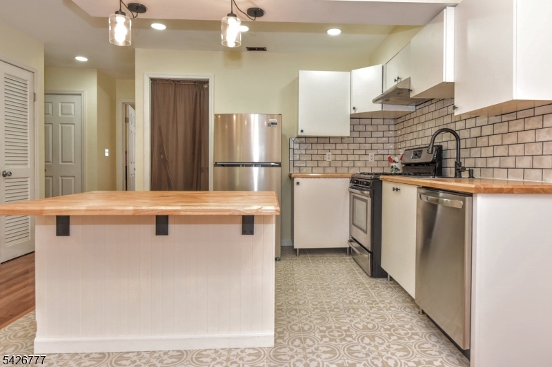 3 Red Lodge Drive Vernon NJ 07462