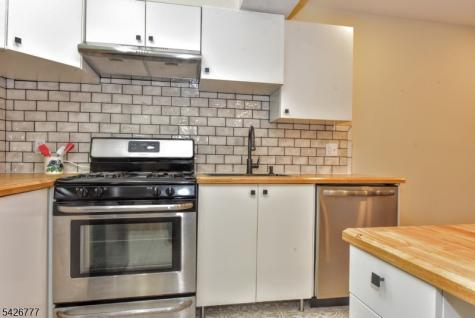 3 Red Lodge Drive Vernon NJ 07462