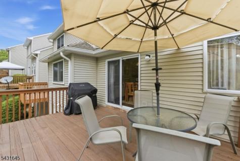16 Pale Star Court Hardyston NJ 07419