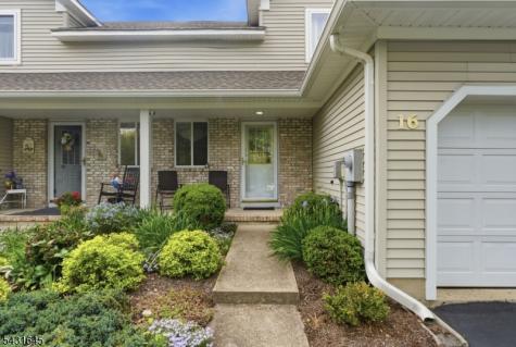 16 Pale Star Court Hardyston NJ 07419