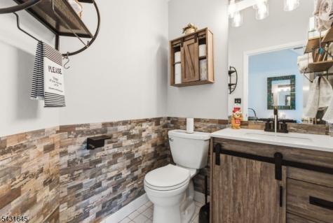 16 Pale Star Court Hardyston NJ 07419