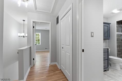 87 Hampshire Drive Mendham NJ 07945