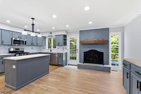 87 Hampshire Drive Mendham NJ 07945