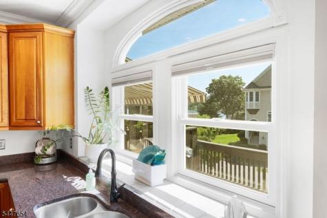 33 Catamaran Court Mount Arlington NJ 07856