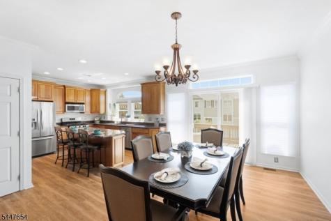 33 Catamaran Court Mount Arlington NJ 07856