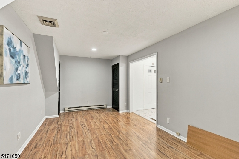 1 Dogwood Drive Edison NJ 08820