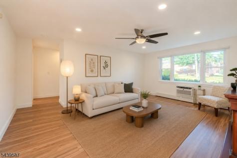 42 York Drive Edison NJ 08817