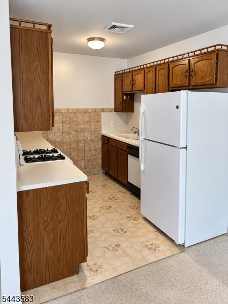 846 Riverside Avenue Lyndhurst NJ 07071
