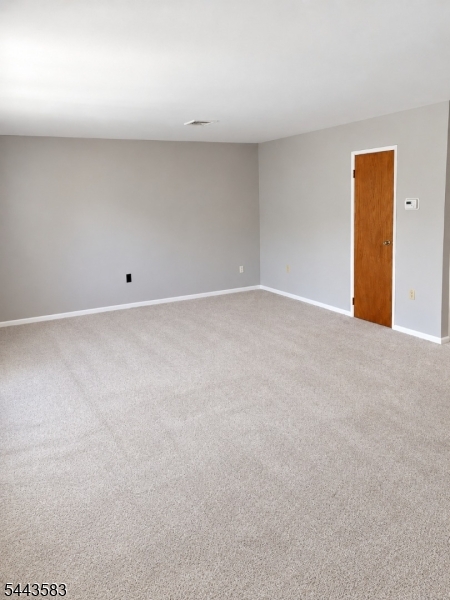 846 Riverside Avenue Lyndhurst NJ 07071