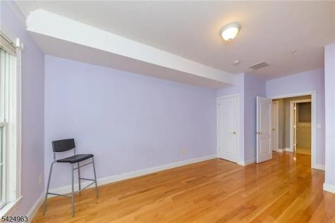 411 Chestnut Street Newark NJ 07105