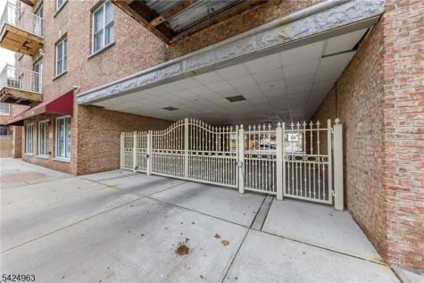 411 Chestnut Street Newark NJ 07105