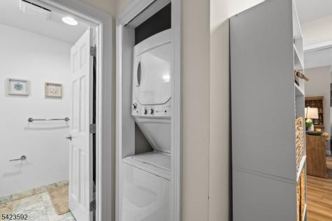 100 Shearwater Court Jersey City NJ 07305