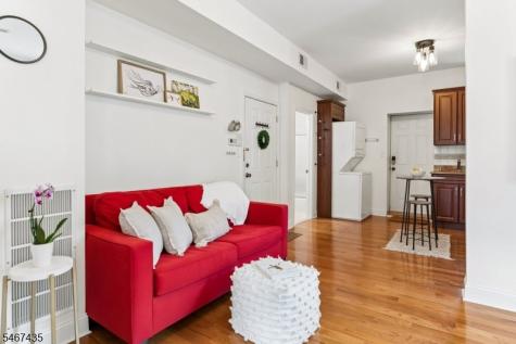 80 Bay Street Montclair NJ 07042