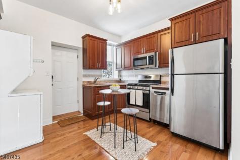 80 Bay Street Montclair NJ 07042