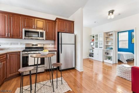 80 Bay Street Montclair NJ 07042