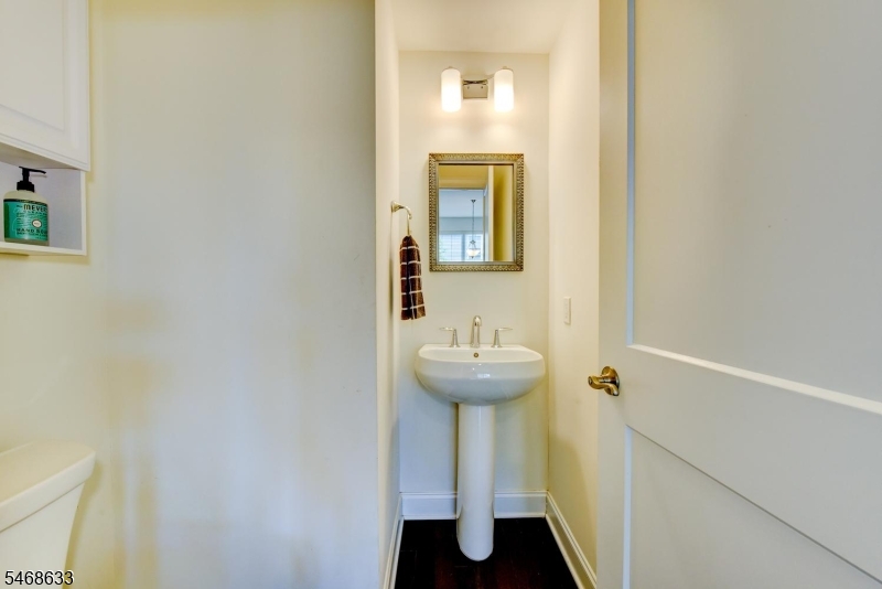 14 Lupine Lane Allamuchy NJ 07840