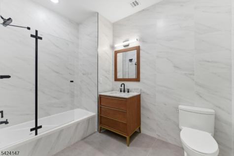 649 38th Street Union NJ 07087
