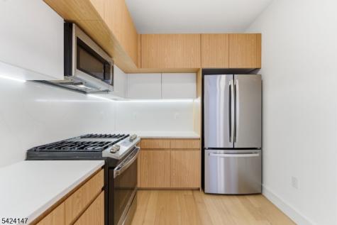 649 38th Street Union NJ 07087