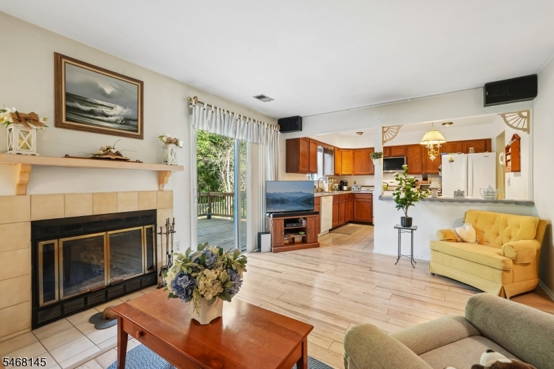 135 Grantham Drive Franklin NJ 08873