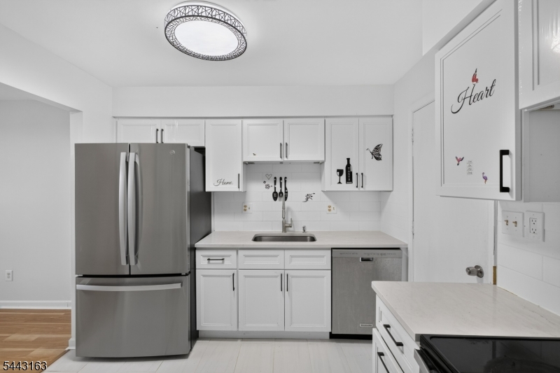 78 Stanwick Court Franklin NJ 08873