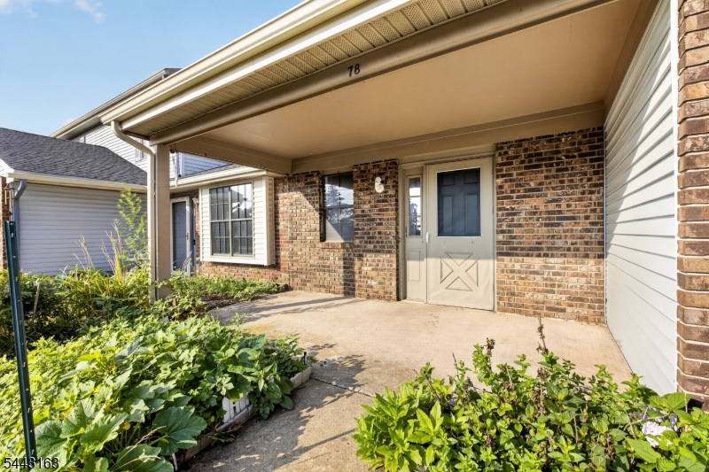 78 Stanwick Court Franklin NJ 08873